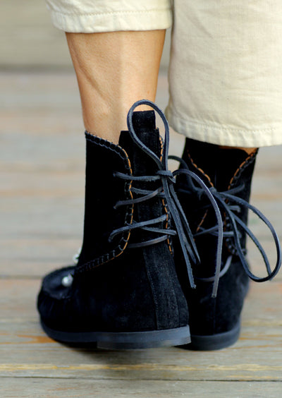Piper Boots by Elina Linardaki
