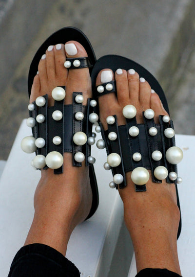 Grace Kelly Black sandals by Elina Linardaki